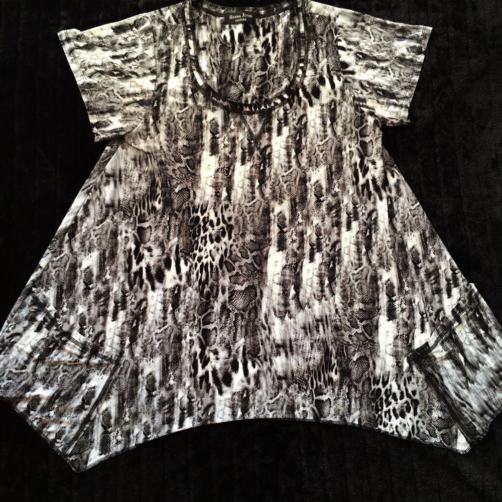 Hanna Jones Couture Snake skin pocket dress